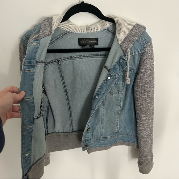 Hoodie Denim Jacket - Picture 5 of 7